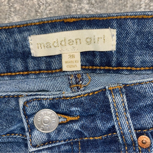 Madden Girl Women’s Dark Wash Distressed Baggy Boyfriend Jeans Size 28 - Picture 3 of 6